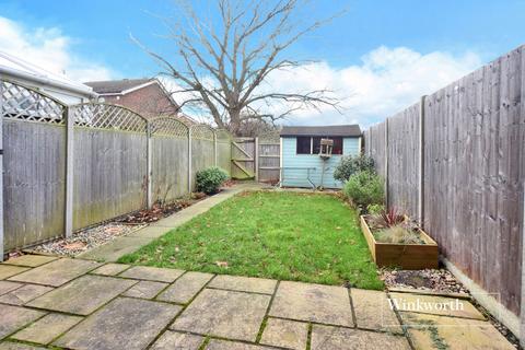 1 Mendip Close, Worcester Park, KT4 8LP