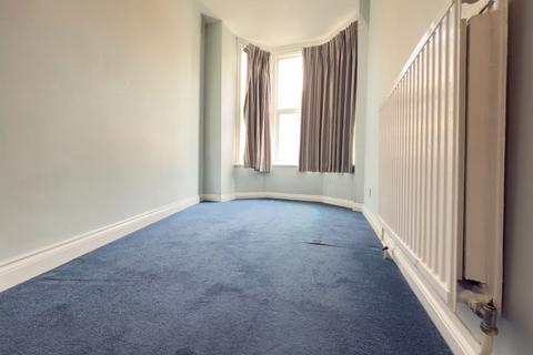 1 bedroom flat for sale, Victoria Road North, Southsea PO5