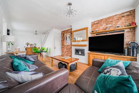 2 bedroom semi-detached house for sale, Baston Road, Hayes