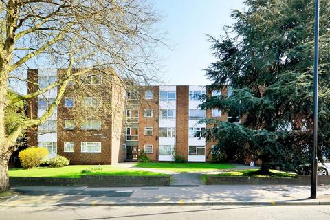 2 bedroom flat to rent, Embassy Court, N11, Bounds Green, London, N11