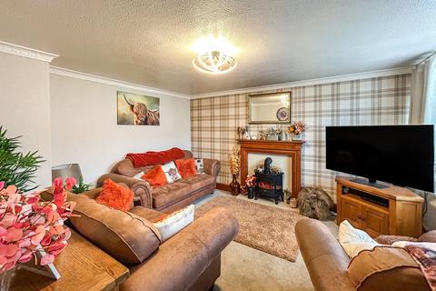 3 bedroom end of terrace house for sale, Blaen Ddol, Bala