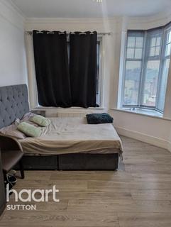 1 bedroom in a flat share to rent, Station Road, Sutton