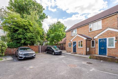 1 bedroom maisonette for sale, Taffy's How, Mitcham, CR4