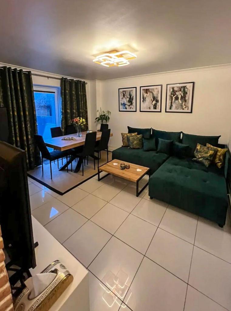 Open-plan living area, open plan living
