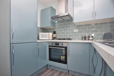 2 bedroom flat for sale, Dover Road, Folkestone, CT20