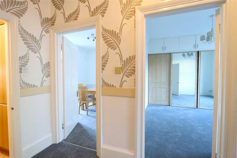 3 bedroom flat to rent, Le Mont Sohier, Jersey JE3