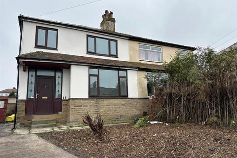 3 bedroom semi-detached house to rent, Golf Avenue, Halifax