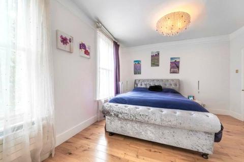 3 bedroom maisonette for sale, Harwood Road, London, SW6