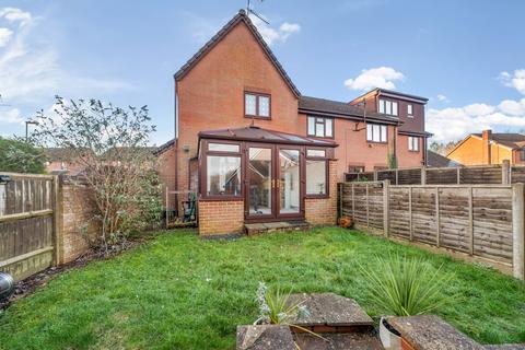 5 Eton Close, Basingstoke, RG22 4YE