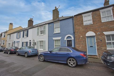 2 bedroom terraced house to rent, York Road, Walmer, CT14