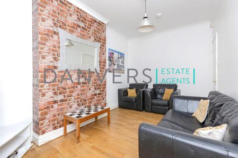 4 bedroom terraced house to rent, Paton Street, Leicester LE3