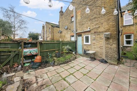 30 Cumberland Road, London, W7 2EB