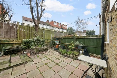 30 Cumberland Road, London, W7 2EB