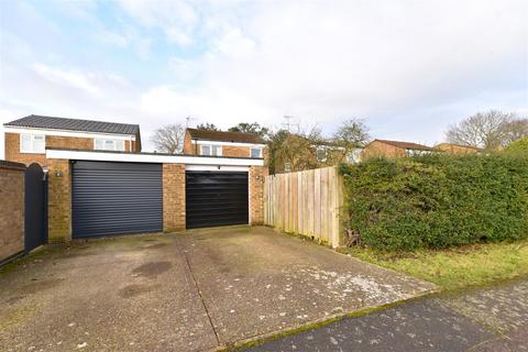 3 bedroom detached house for sale, Sheringham Avenue, Stevenage