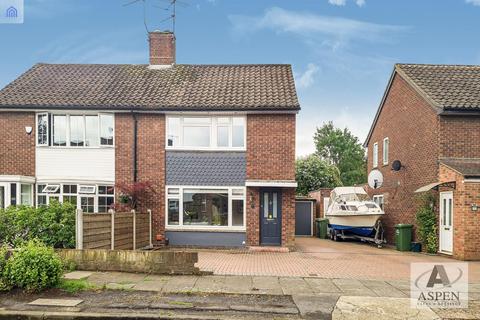 3 bedroom semi-detached house for sale, Muncaster Road, Ashford TW15