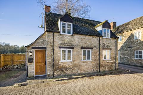 1 bedroom detached house for sale, Gloucester Street, Cirencester, Gloucestershire, GL7