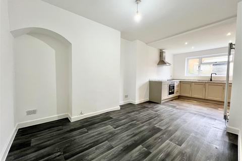 3 bedroom house for sale, Petersfield Drive, Rowley Regis