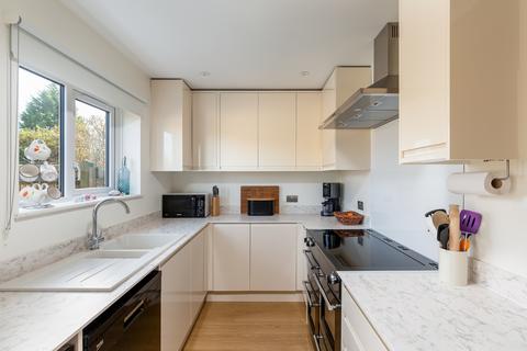 78 Prince Albert Square, Redhill, RH1 5AP