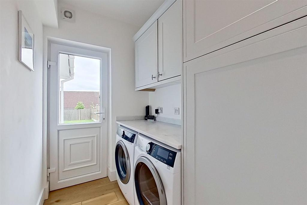 65 Hillmorton, INSIDE-31.jpg