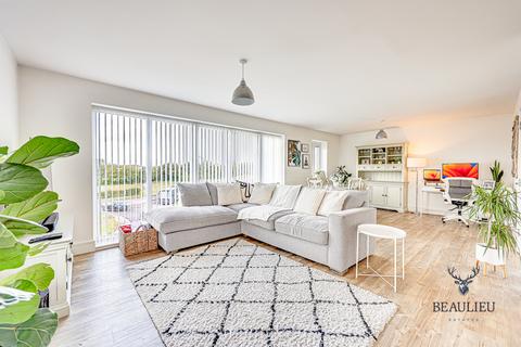 10 Ben Wilson Link, Springfield, Chelmsford, CM1 6DL