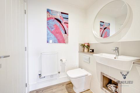 10 Ben Wilson Link, Springfield, Chelmsford, CM1 6DL