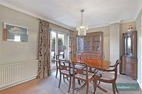 2 bedroom terraced house for sale, St. Marys Way, Essex IG7