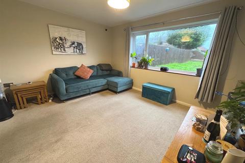 128 Haregate Road, Leek, ST13 6PY