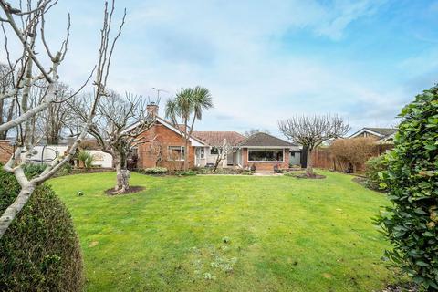 4 bedroom detached bungalow for sale, Upper Drove, Andover, SP10 3NB