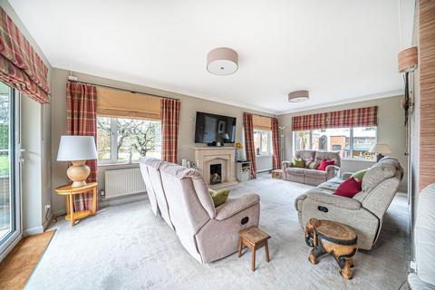 6 Upper Drove, Andover, SP10 3NB