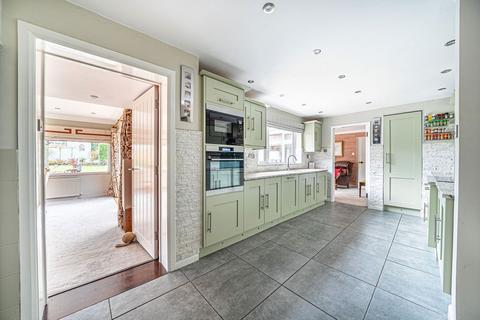 6 Upper Drove, Andover, SP10 3NB