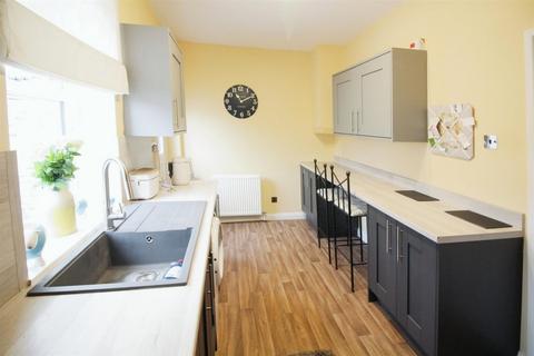 2 bedroom cottage for sale, Station Cottages, Leeds LS25