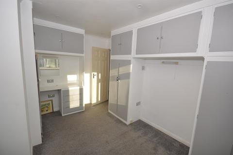 3 bedroom terraced house for sale, Beadon Drive, Braintree, CM7