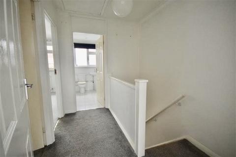 28 Beadon Drive, Braintree, CM7 1DS