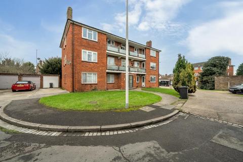 2 bedroom flat for sale, Newbury,  Berkshire,  RG14