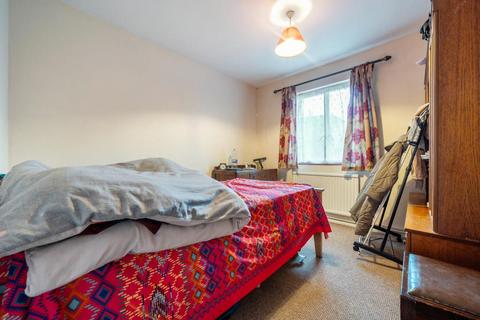 2 bedroom flat for sale, Newbury,  Berkshire,  RG14