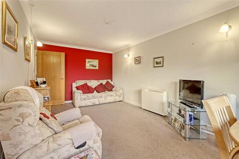 1 bedroom apartment for sale, High Street, Great Wakering, Southend-on-Sea, Essex, SS3