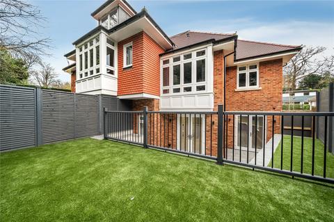 Flat 1, 2 Bromley Avenue, Bromley, BR1 4BQ