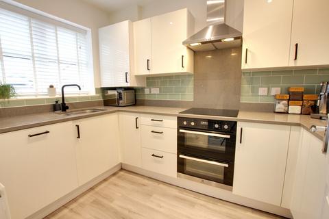 3 bedroom detached house for sale, CARPENTERS WAY, DENMEAD