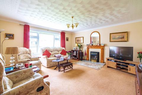 5 Macleod Drive, Conon Bridge, Dingwall, IV7 8DB