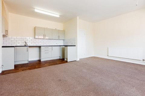 2 bedroom flat to rent, High Street, Connah's Quay, CH5