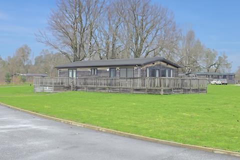 2 bedroom lodge for sale, Aspen Country Park, Bury St Edmunds, Suffolk