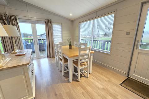 2 bedroom lodge for sale, Aspen Country Park, Bury St Edmunds, Suffolk