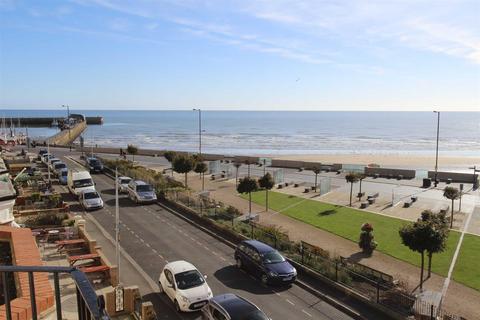 6 bedroom block of apartments for sale, Pembroke Terrace, Bridlington