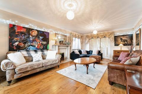 3 bedroom detached house for sale, Fordham Road, Newmarket CB8