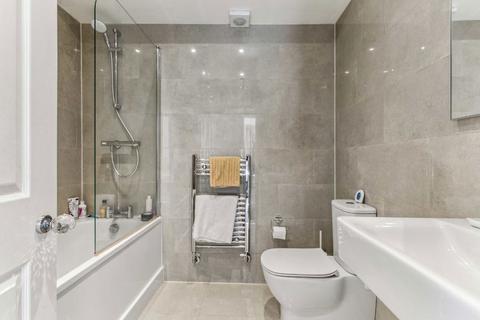17a Mount Park Road, London, W5 2RP