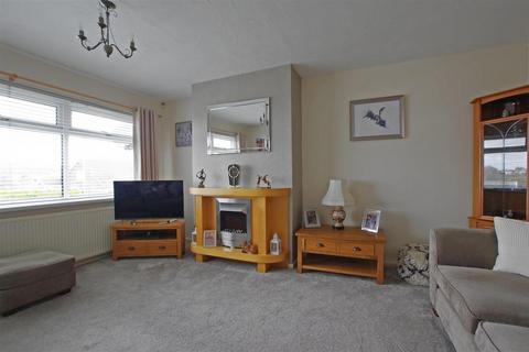 2 bedroom semi-detached bungalow for sale, Mayster Grove, Brighouse