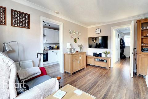 1 bedroom flat for sale, Watson Gardens, Romford