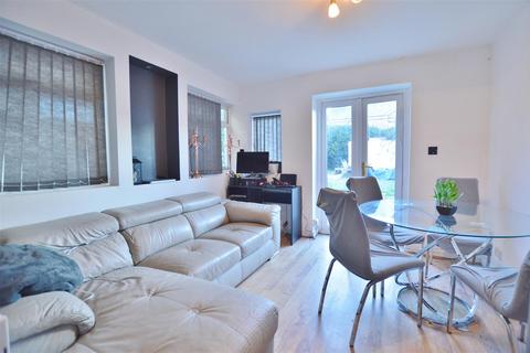 3 bedroom semi-detached house for sale, Granville Avenue, Slough, Slough