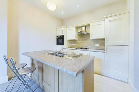 2 bedroom flat to rent, 2 Prince Of Wales Mews, Church Street, Eckington, Sheffield, S21 4BG