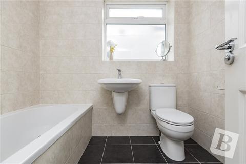 141 Burnway, Hornchurch, RM11 3SW